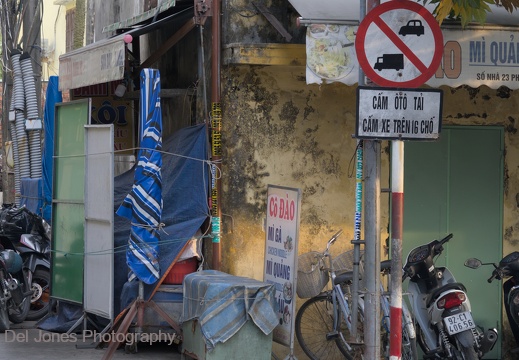 An average street corner in Vietnam