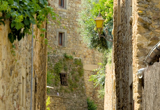  A quiet street in Pals