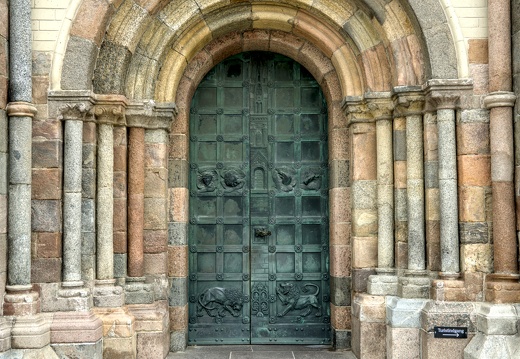 Coloured stone archway
