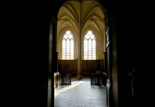 Twin arches