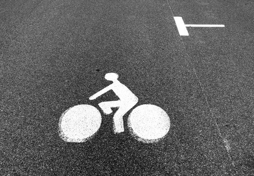 Give way to a cyclist