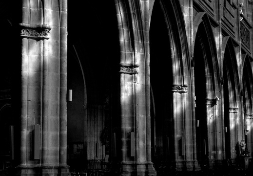  Broken arches