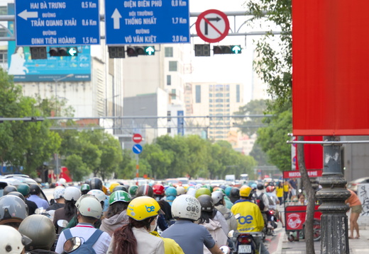  Rush hour in Saigon