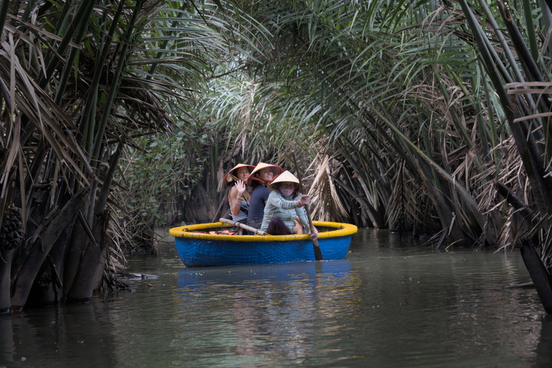 travelVietnam019.jpg