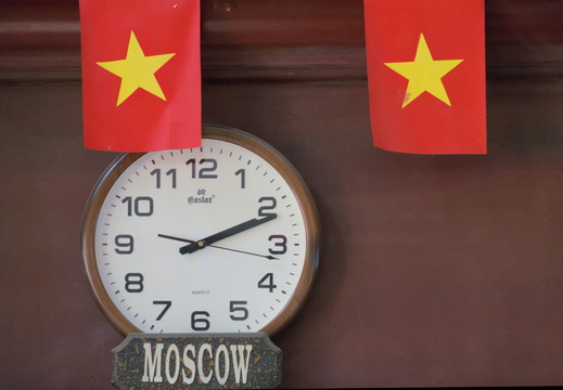Whats the time in Moscow right now?