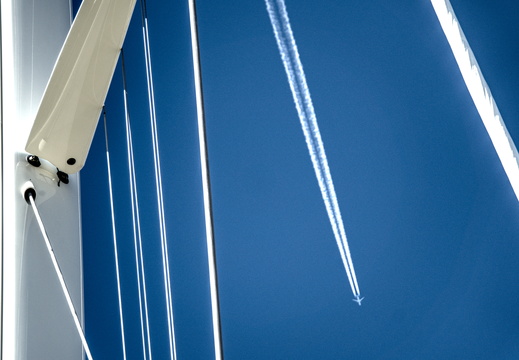 Flying to starboard