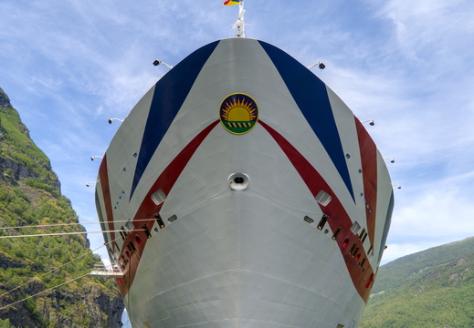 Iona Big Bow