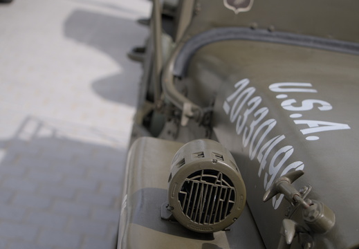  American Jeep siren