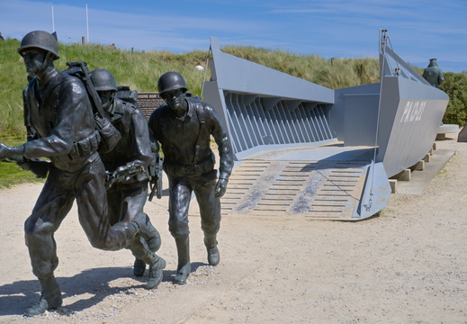 Desembark memorial