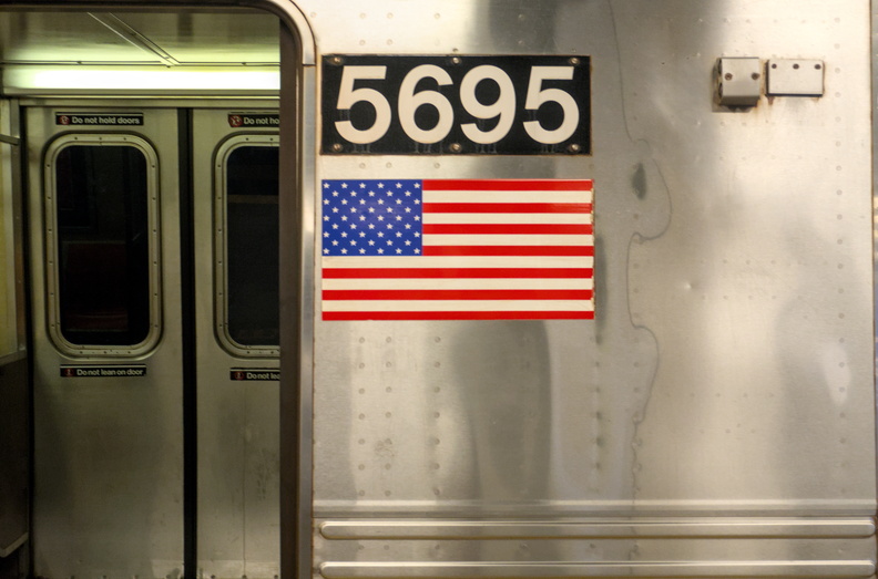 transTrains02.jpg