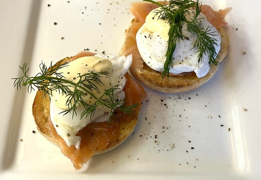 Eggs poached