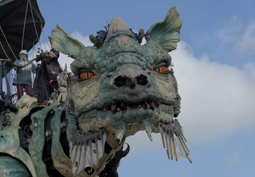 La Compagnie du Dragon close up