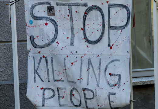 Stop!
